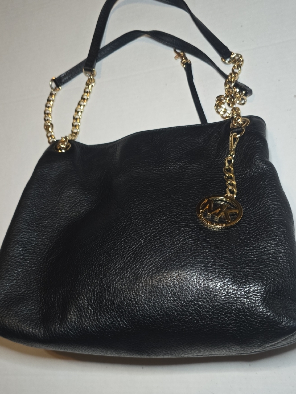 Michael Kors Black Leather Shoulder Bag with Gold Hardware and MK Charm - Picture 2 of 12